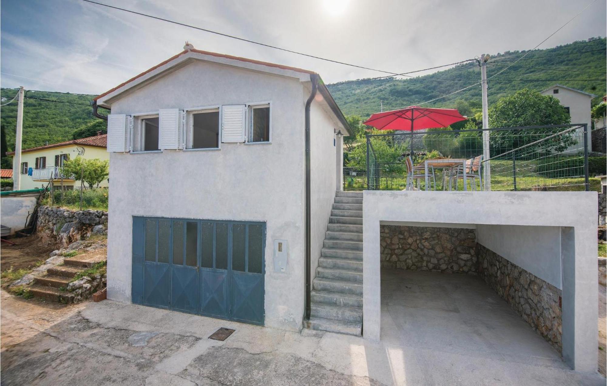 Nice Home In Martina With Kitchen 外观 照片